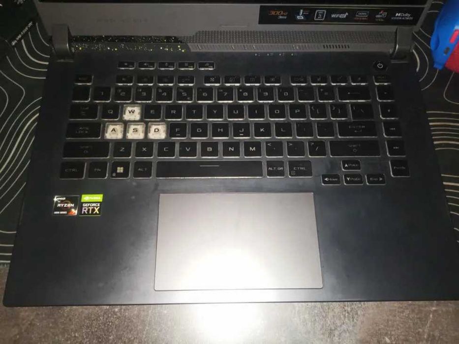 ASUS ROG Strix G15 (RTX 3060, Ryzen 7 6800H). Неисправен процессор