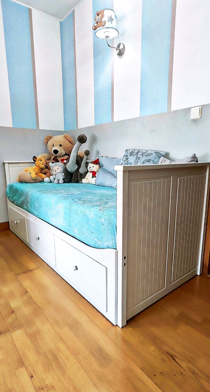 Cama individual / casal / sofá Hemnes - Ikea