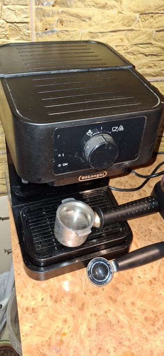 Delonghi ekspres kolbowy