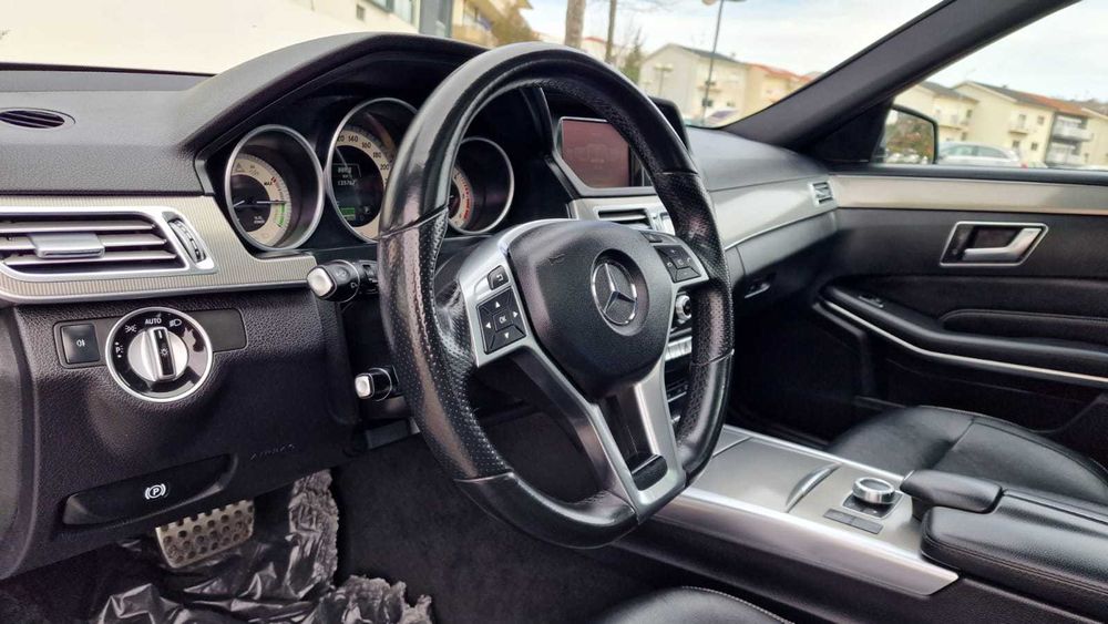 Mercedes-Benz E300 bluetec hybrid