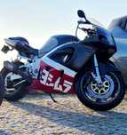 Suzuki Gsx-R 750
56,500 km +ou- isso
Moto encontra se em perfei