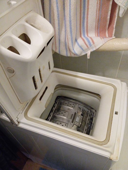 Продам пральну машинкуWHIRPOOL