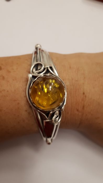 Bransoleta bangla z bursztynem