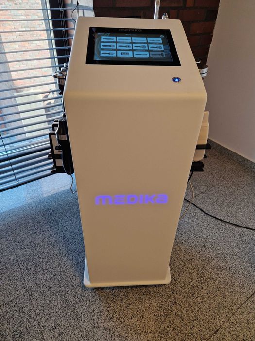 Nowy Kombajn kosmetyczny Medika Premium 11w1