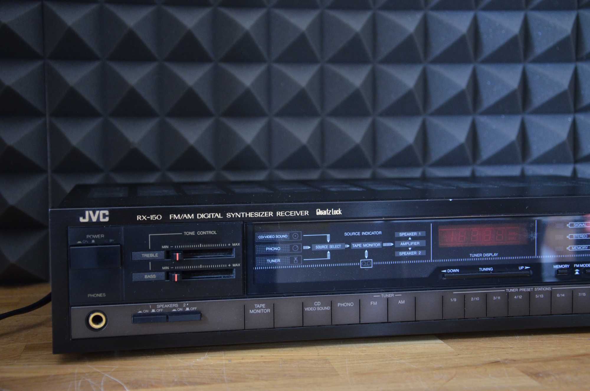 Amplituner JVC RX-150