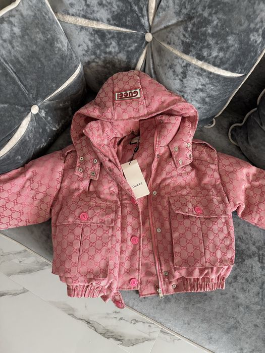 Розовая курточка куртка бюкс бренд