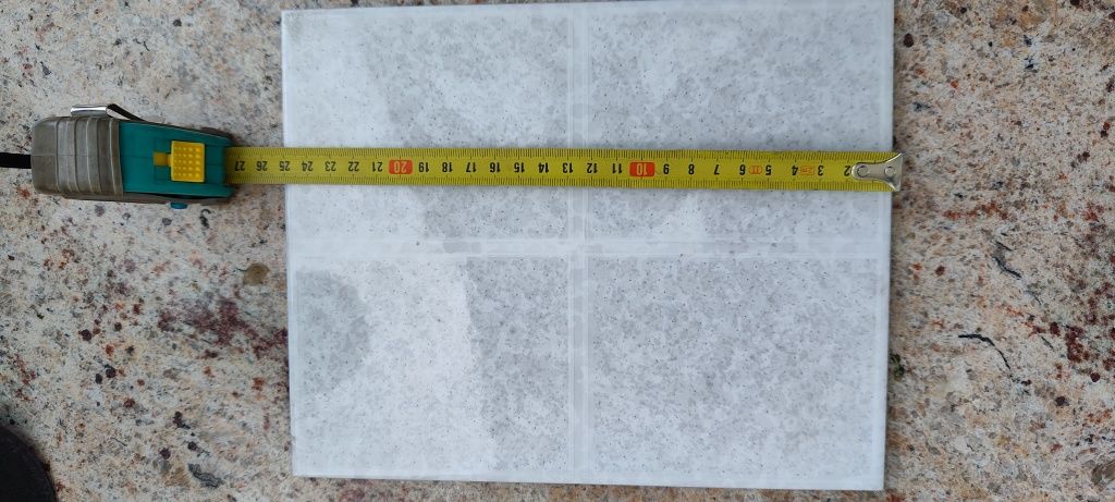 Płytki ceramiczne na ścianę 25x20