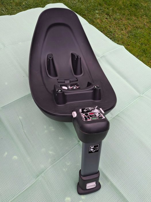 Cybex cały zestaw 2 foteliki Aton, Sirona z bazą M