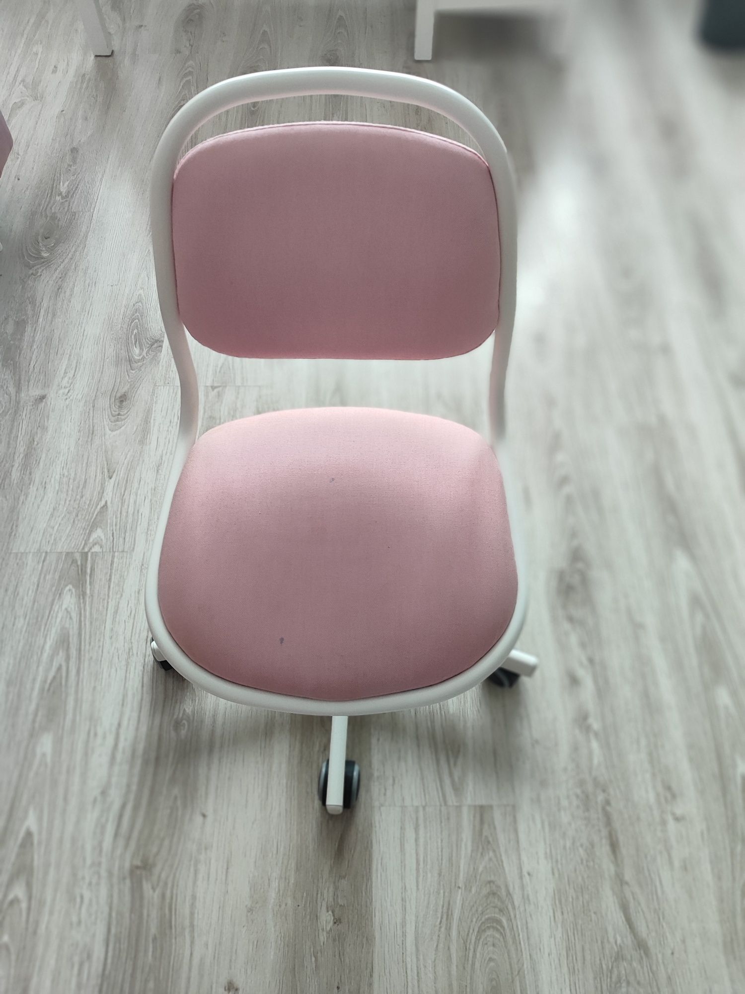 Krzesło biurowe dziecięce ikea