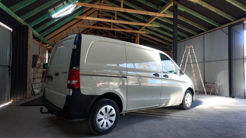Sprzedam Vito 447