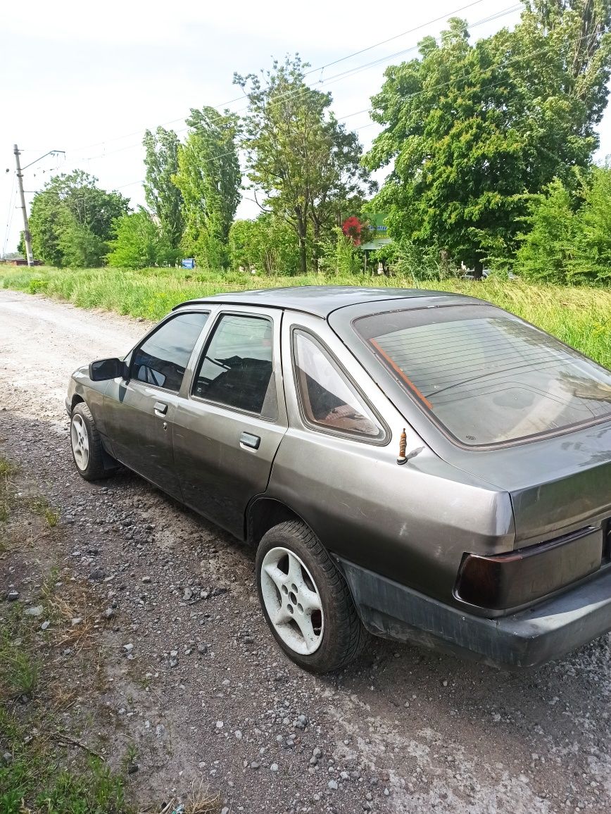Продам Ford Sierra 2.0
