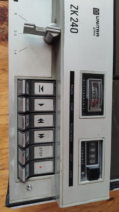 Magnetofon szpulowy unitra ZK 240