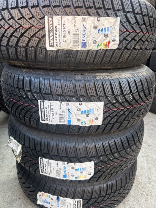 215/65/16 98H Bridgestone Blizzak LM005