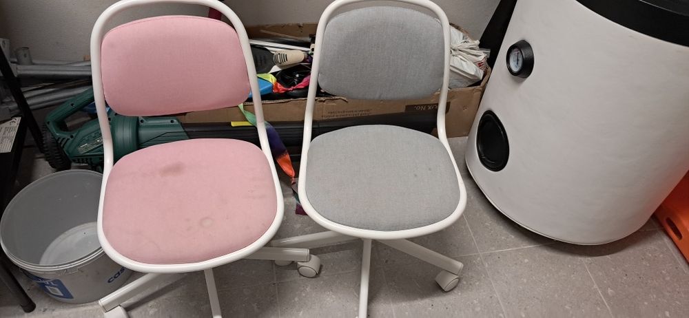 Krzesełka i fotelik