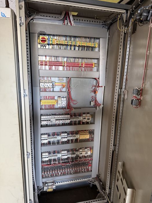 Rozdzielnia, szafa elektryczna sterownicza 190x80x42