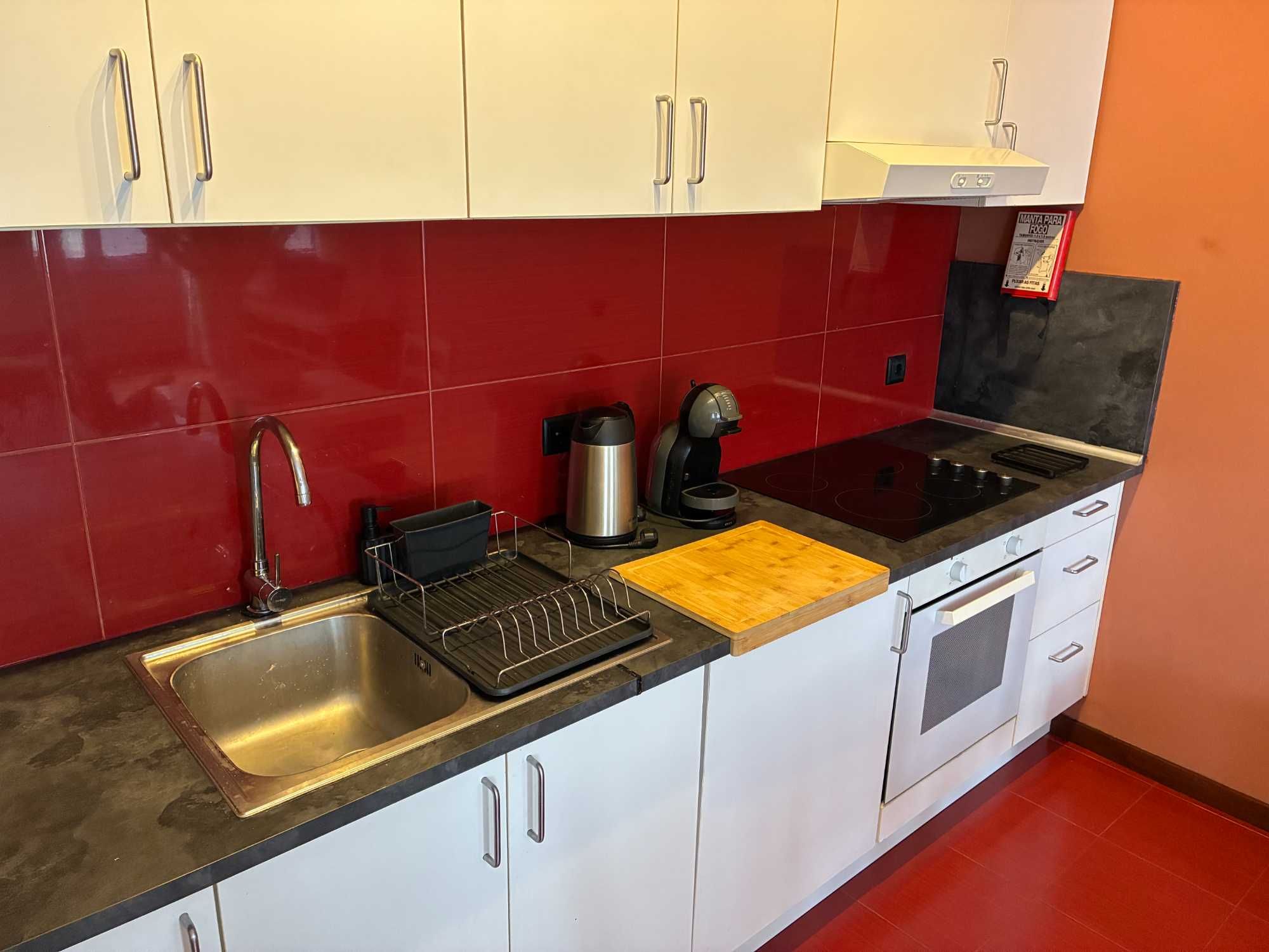 Cozy studio apartment for rent in downtown Porto, Rua Formosa