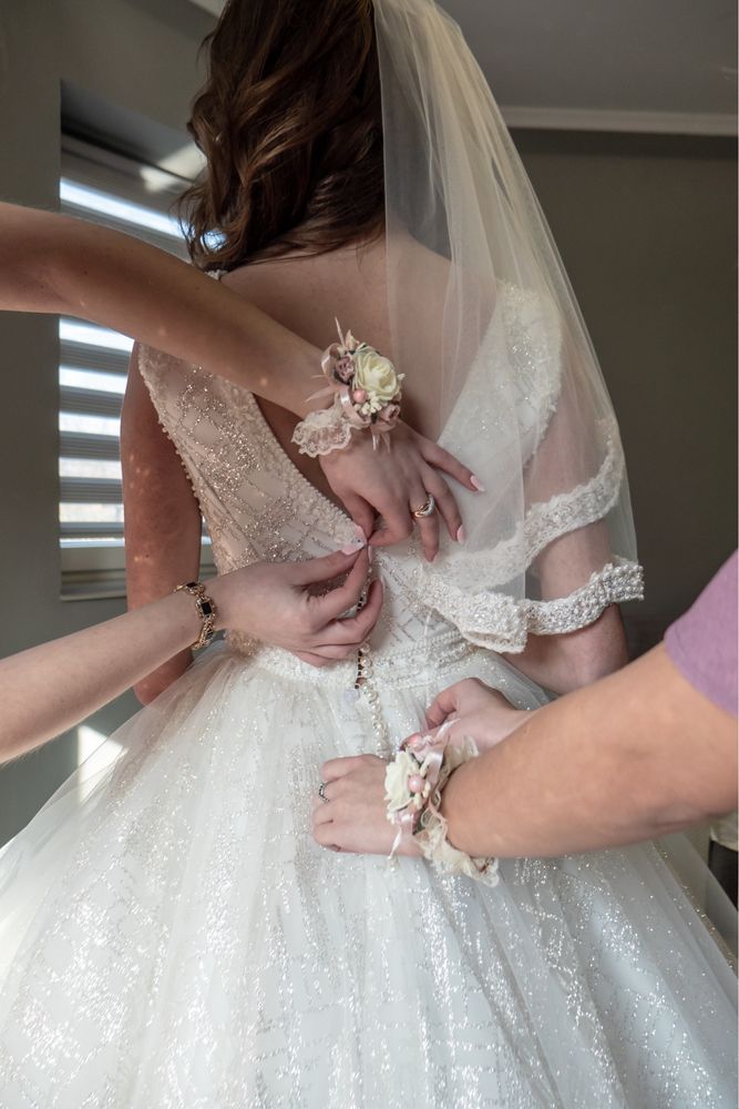 Сукня весільна весільне плаття весільне взуття черевички шубка
