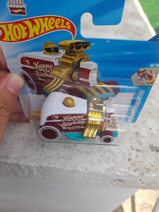 Hot Wheels 2025 Birthday Burner