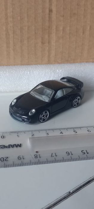 Porsche 911 GT2 hot wheels