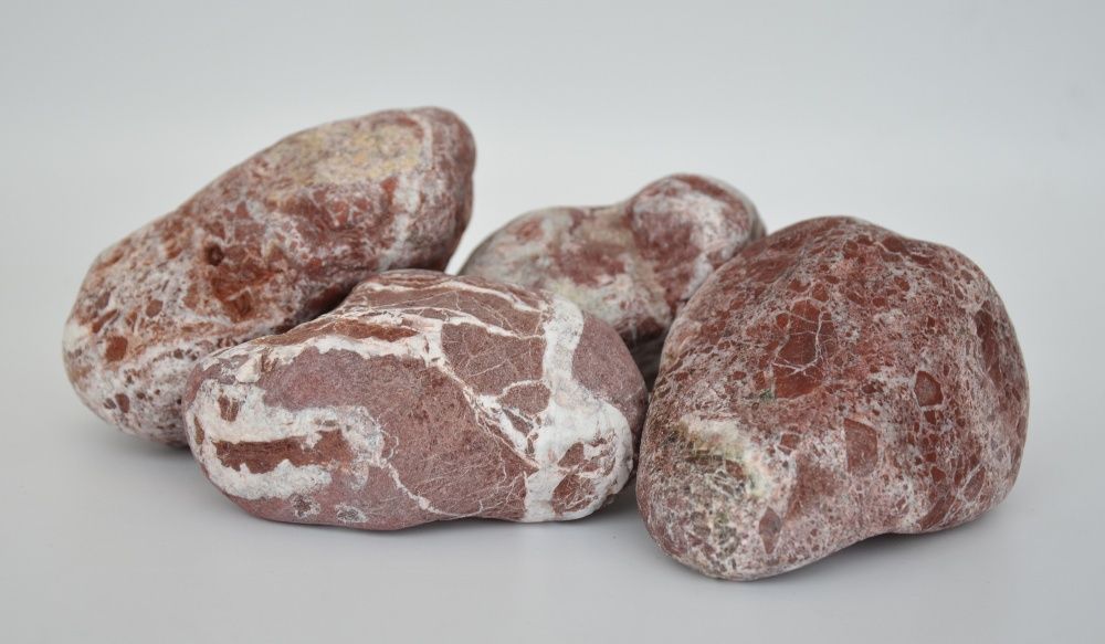 Czerwono-białe kamienie akwarystyczne 4-8 cm 3zł/1kg