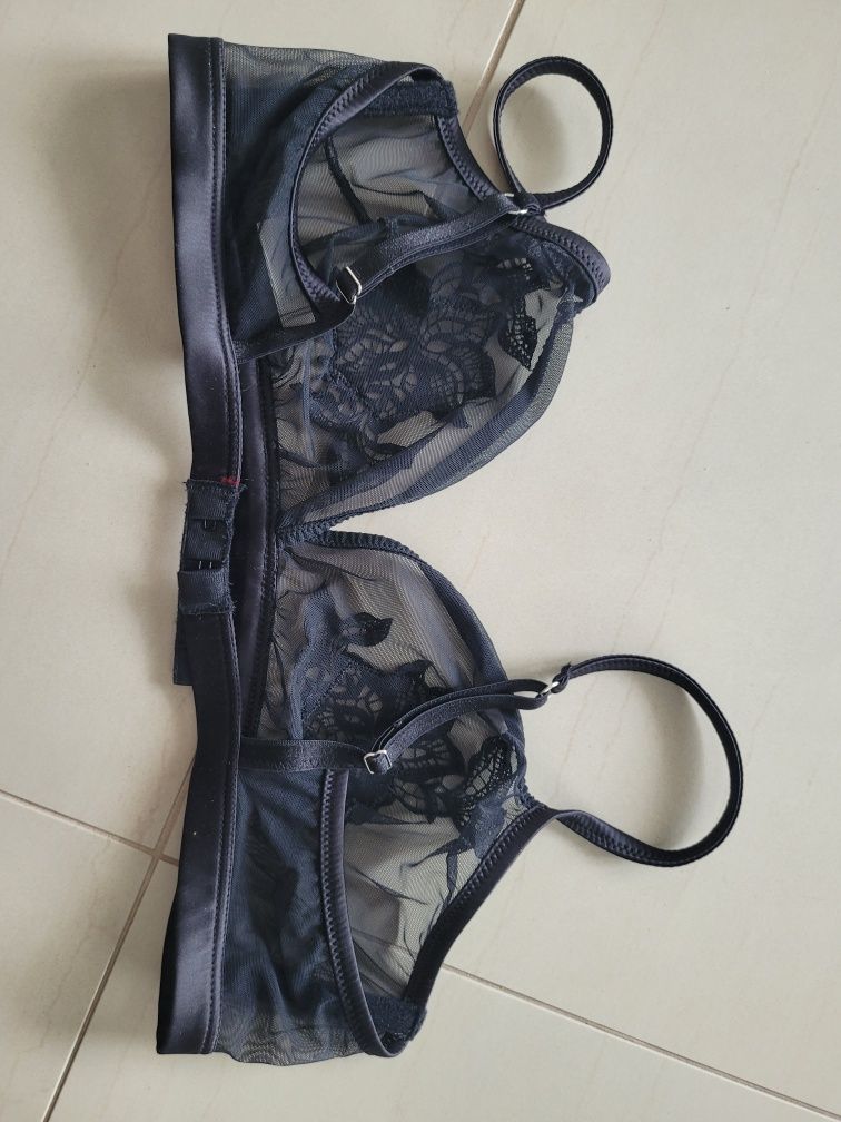 Sexy Intimissimi 85B miękki tiul Nowy