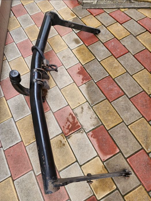 Фаркоп VW Touran / Тоуран