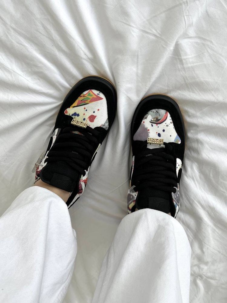 Buty Nike SB Dunk Low x Supreme