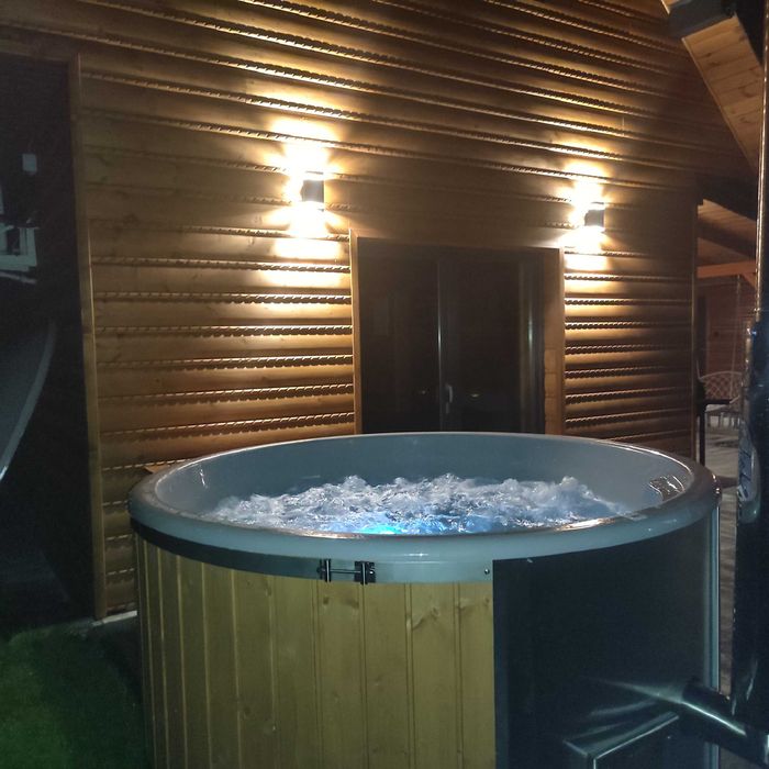 Domki letniskowe Noclegi    BALIA- JACUZZJ