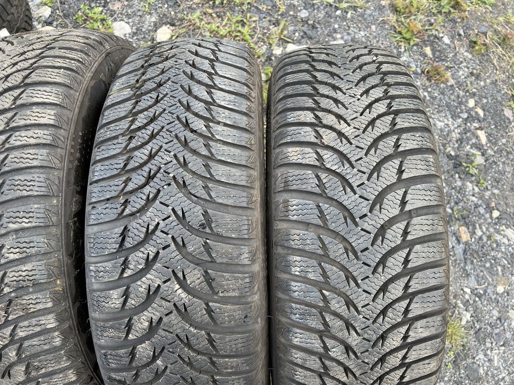 4xopona zimowa KUMHO w rozmiarze 205/60 R16