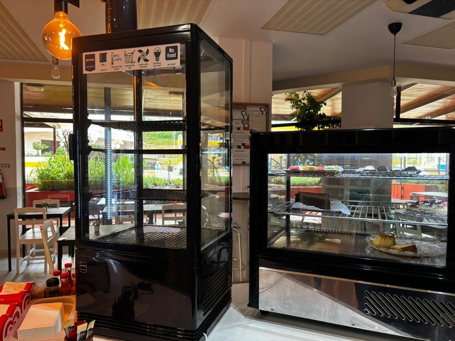 Vitrines frias e quentes para restaurante