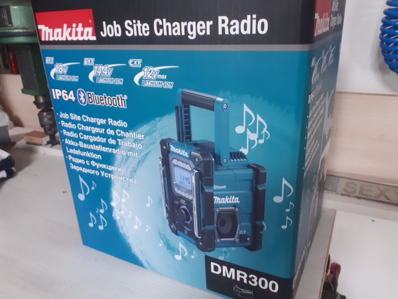 Radio Makita DMR 300