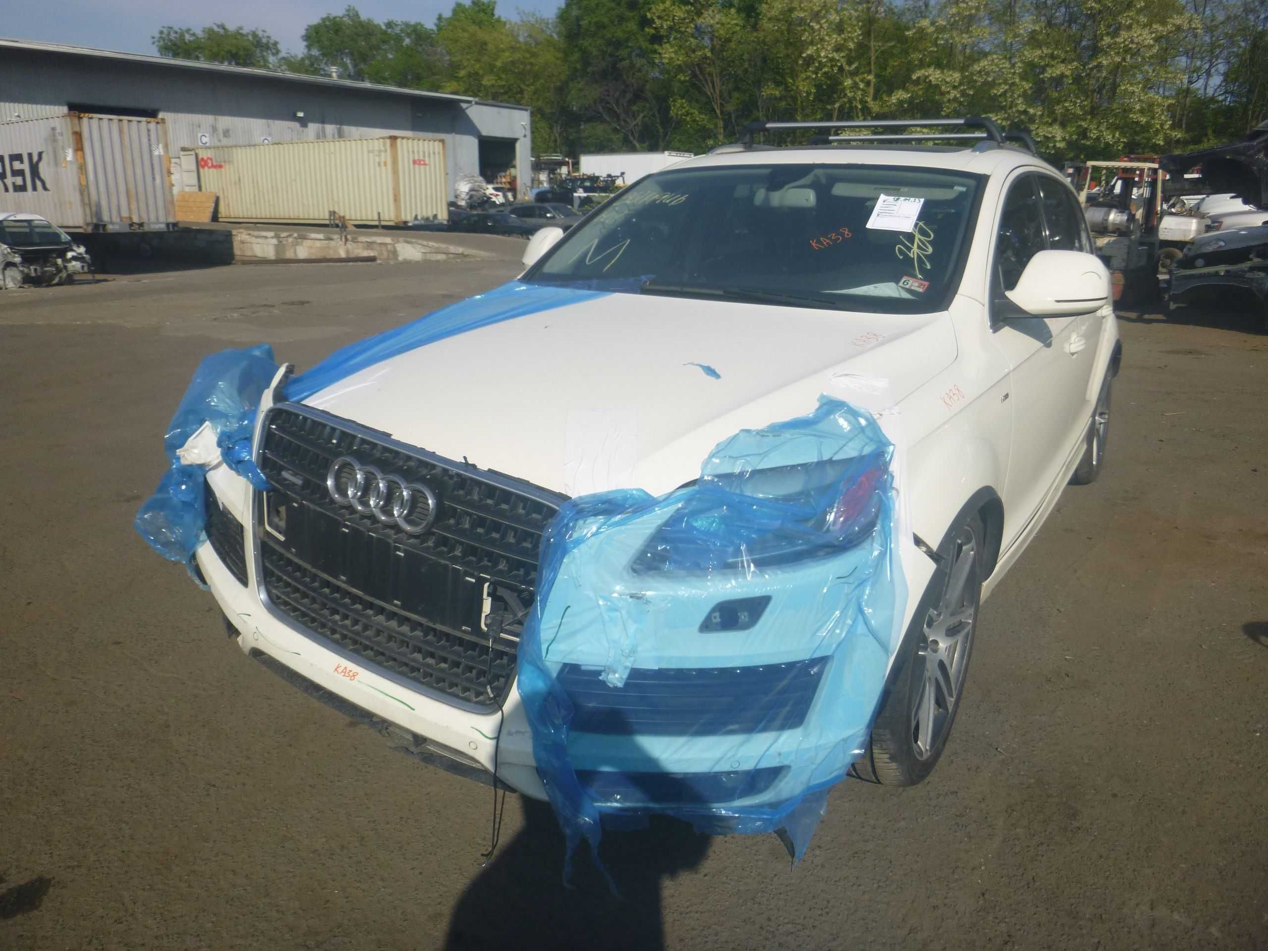 Разборка Ауди Кью7. Запчасти Audi Q7 США (бампер,акпп, двигатель) ШРОТ
