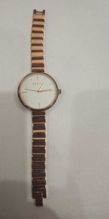 Наручний годинник