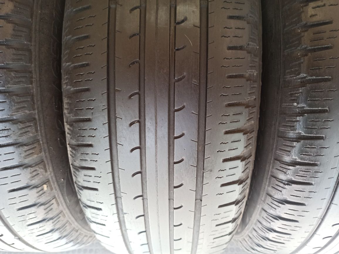 Летняя резина 225/65 R17 Goodyear Efficient Grip