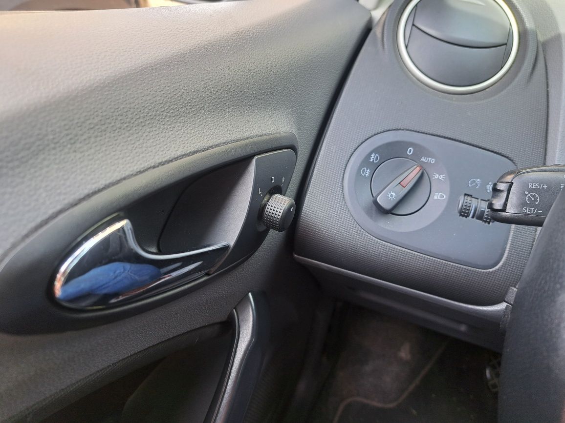 Seat Ibiza 1.2 TDI (DIESEL) Comfort Style ST, ano 2011