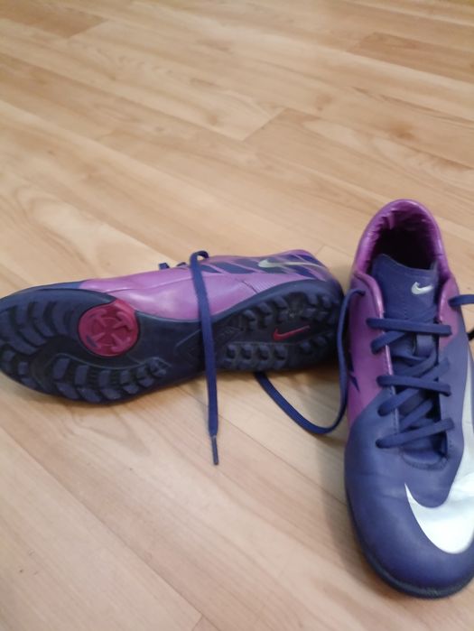 Сороконіжки Nike MERKCURIAL , розмір 37,5