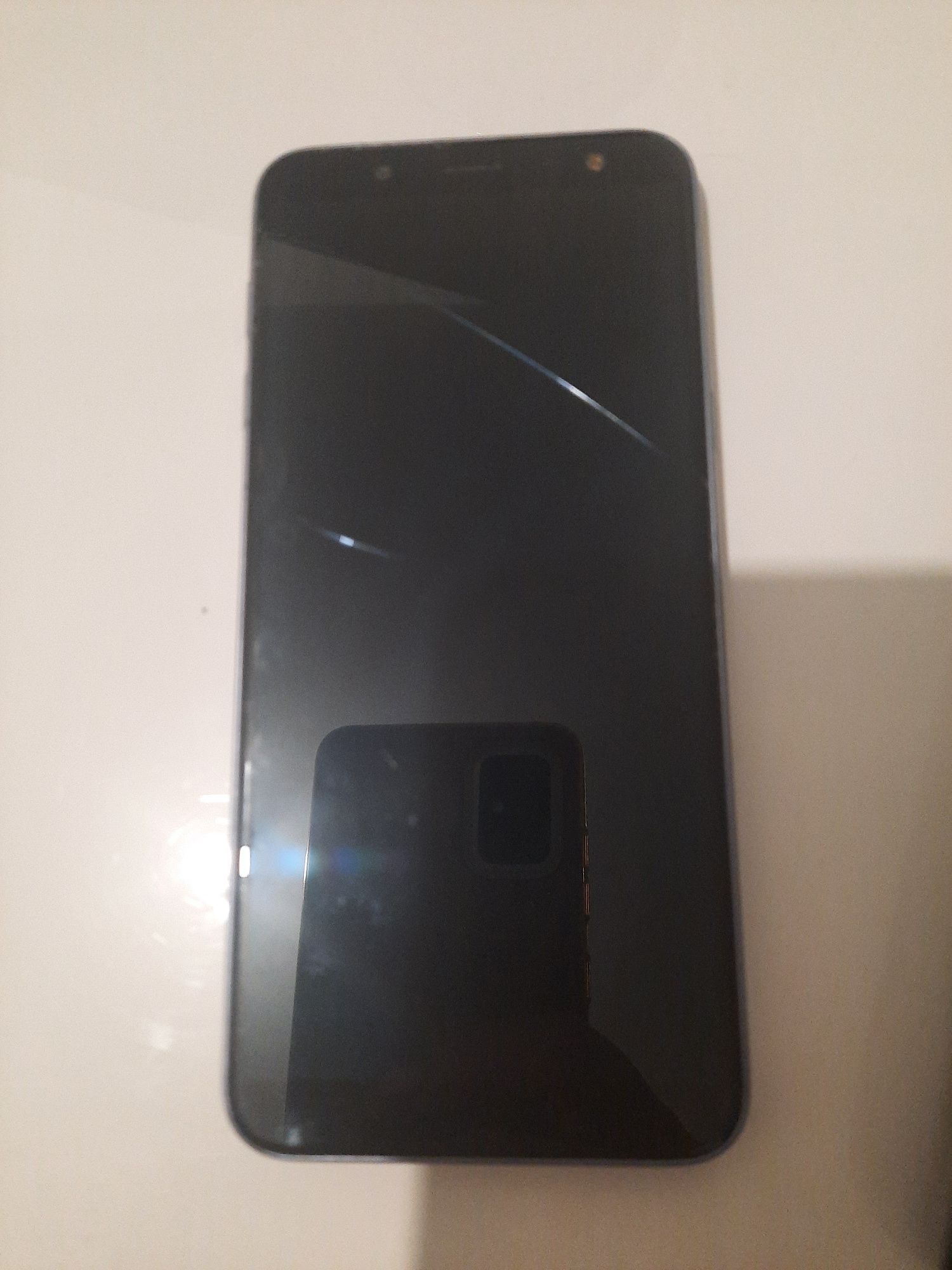 Samsung Galaxy J6 (SM-J600FN/DS)