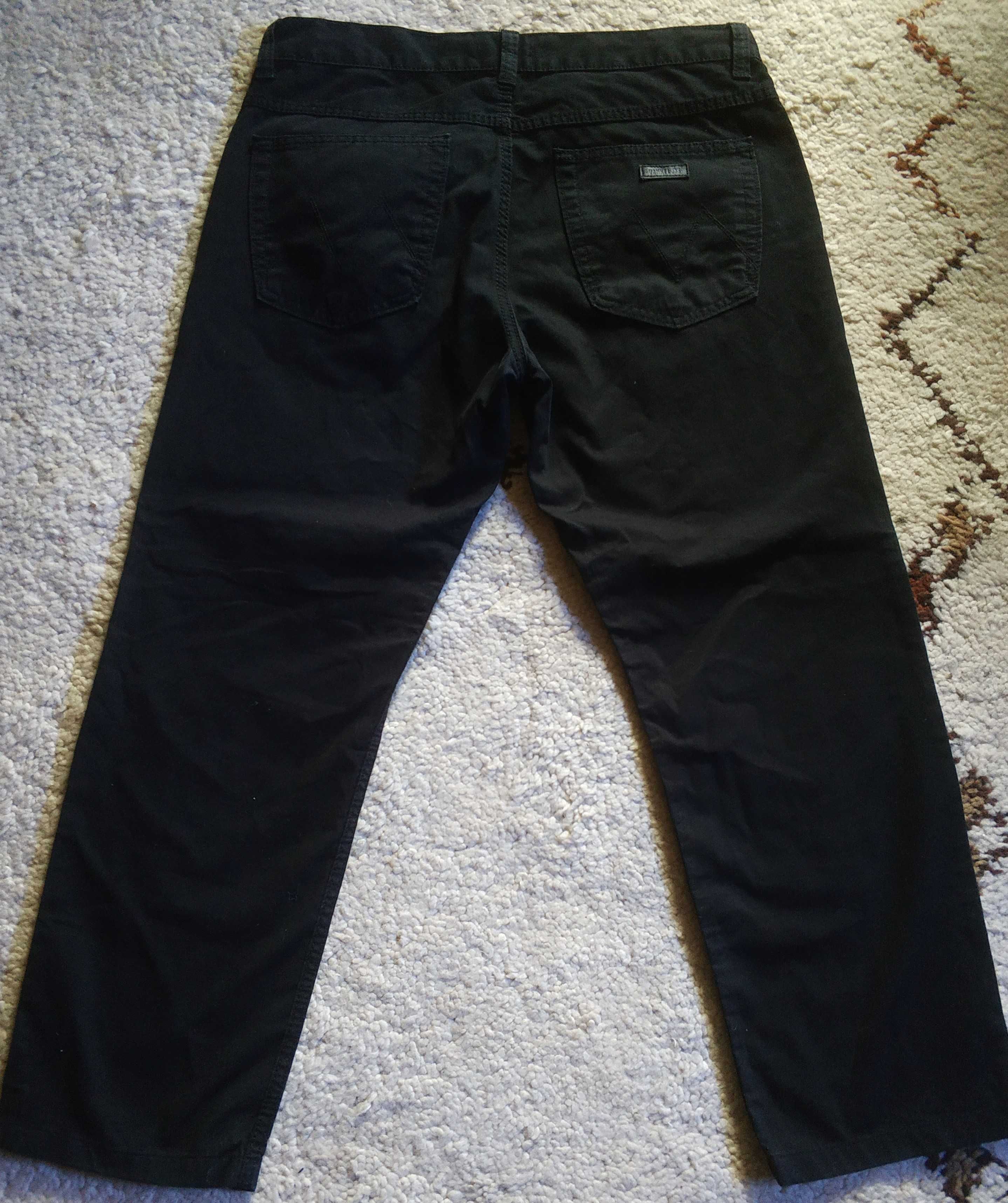 Czarne jeansy Venkel Jeans