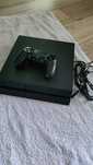 Konsola PlayStation 4 Fat 500GB + Pad i okablowanie