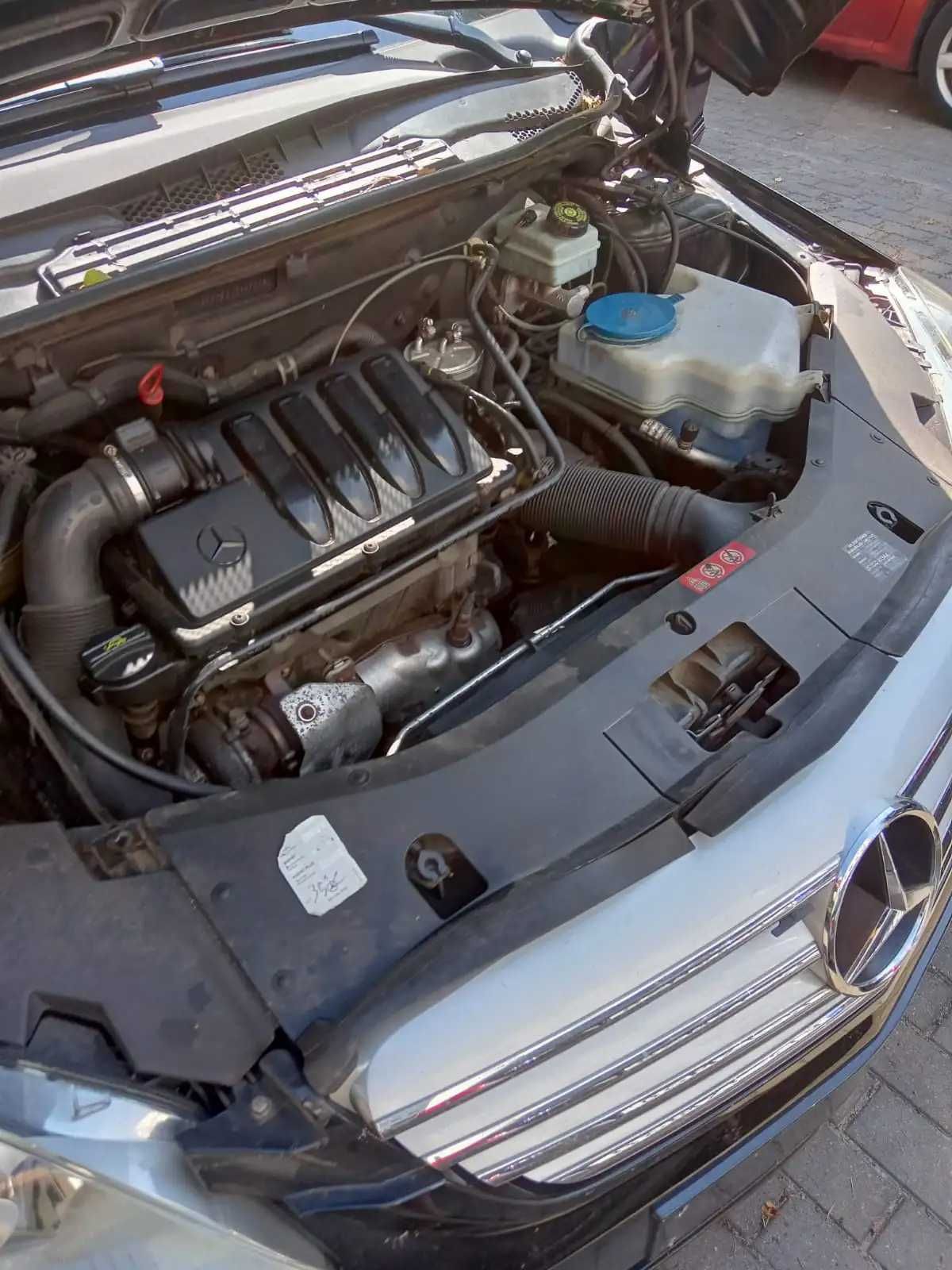 Mercedes B 2 litry