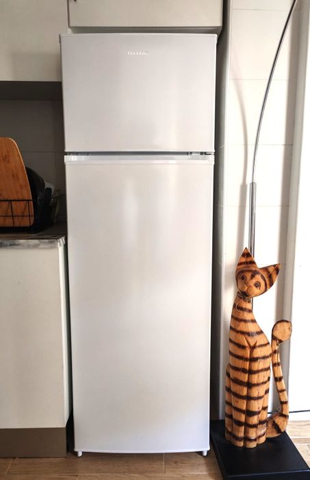 Vendo frigorífico TELEFAC DPF252