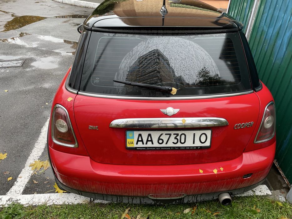 Продаеться міні купер на повному ходу !