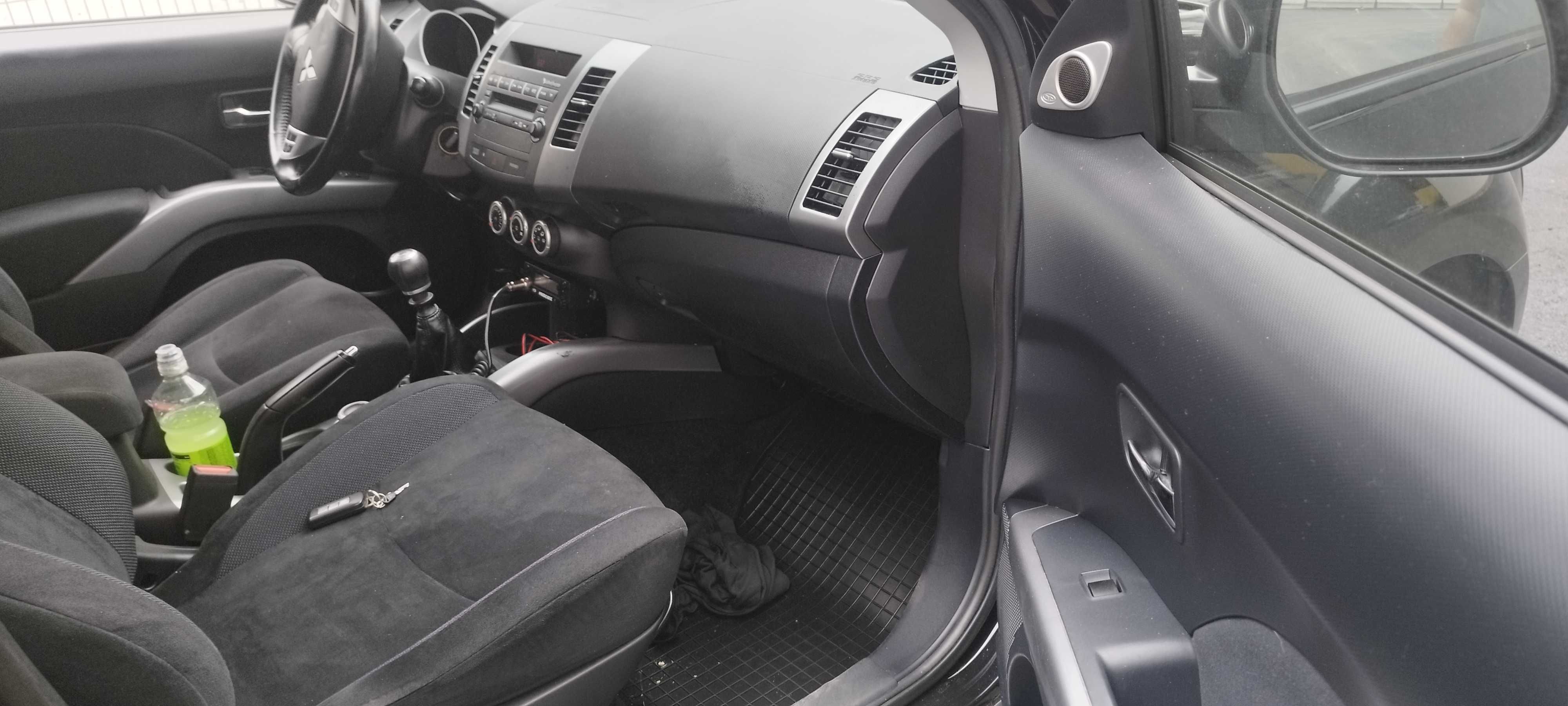 Mitsubishi Outlander 2,0DID 4X4