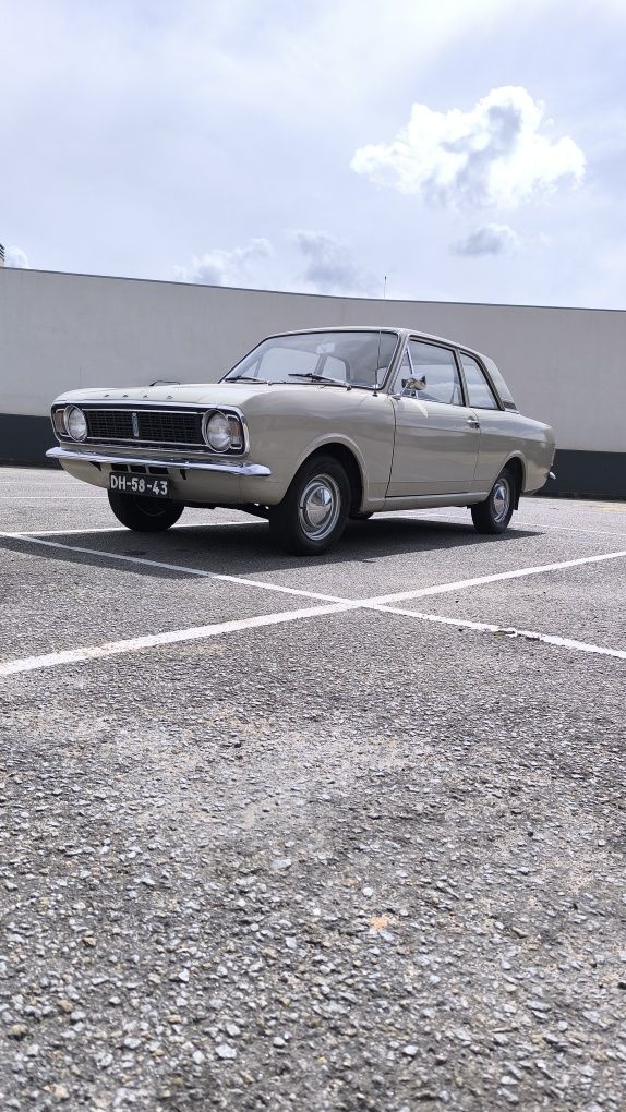 Ford Cortina Mk2