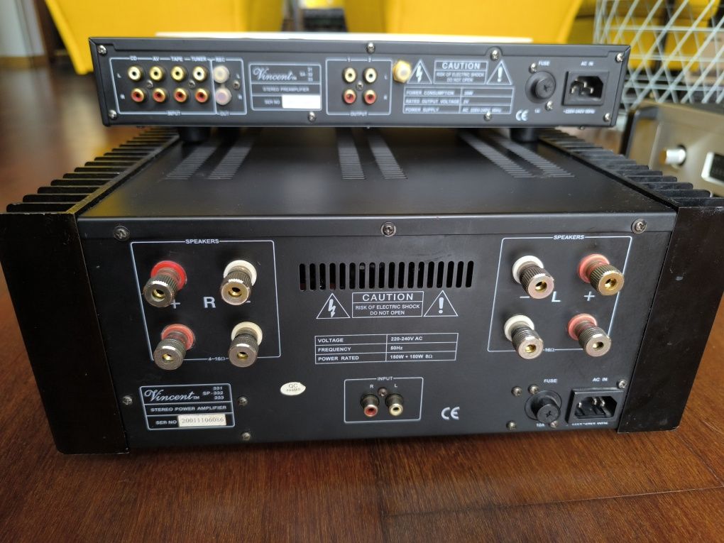 Vincent SA-31 & SP-331 Amplificadores Pré e Power