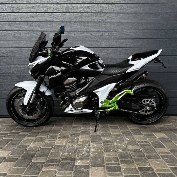 Продам мотоцикл Kawasaki Z800 (1433)