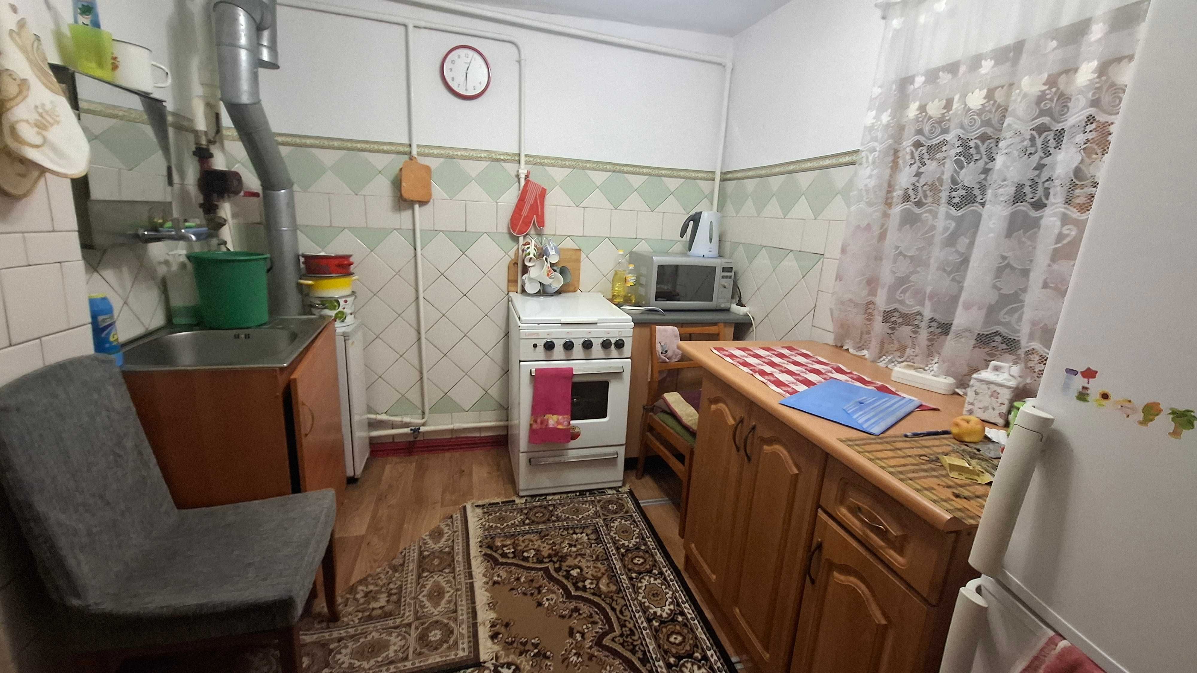 Продам будинок метро 23 серпня пішки 5 хвилин, Павлово Поле
