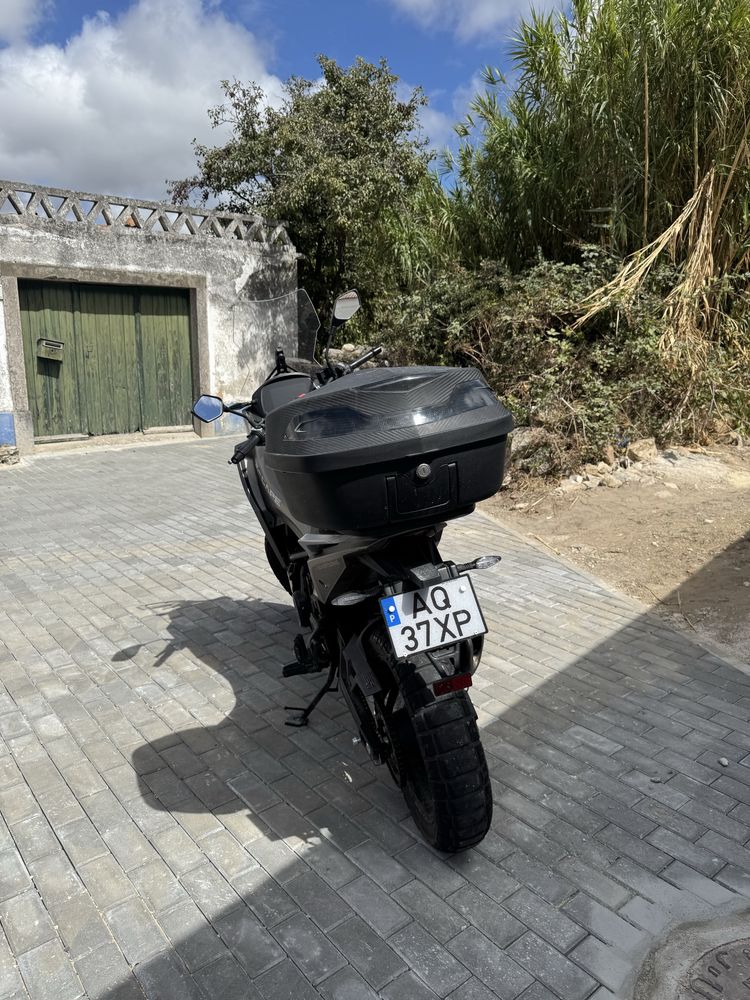 Moto Morini X-Cape 650 – 2022 – 9.000 km