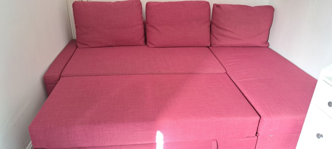 Sofá-cama com 3 lugares, e chaise loungue c/arrumação