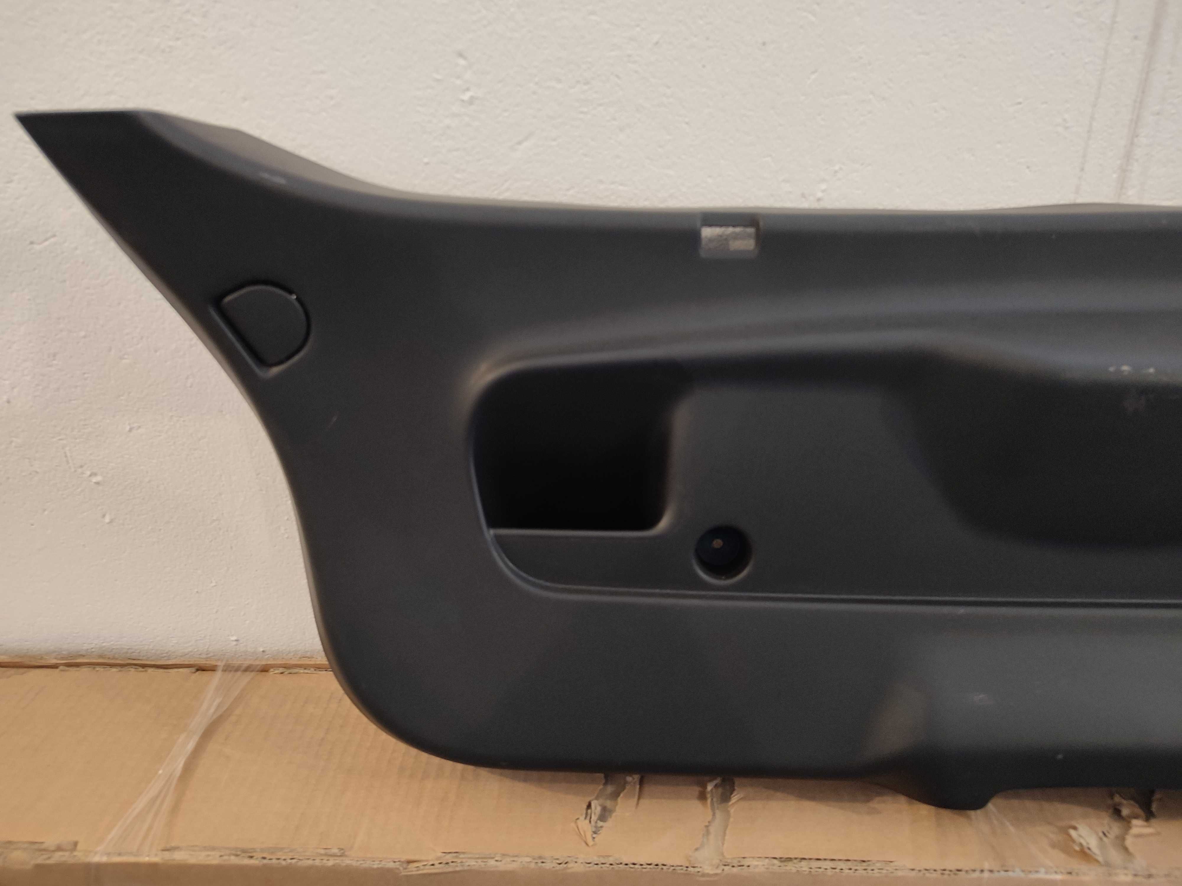 Osłona tapicerka tylnej klapy Citroen DS3